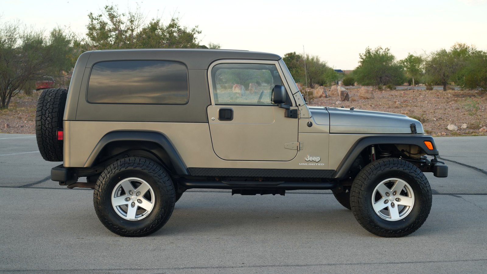 Rust-free Jeep LJ Unlimited kept in the dry Southwest